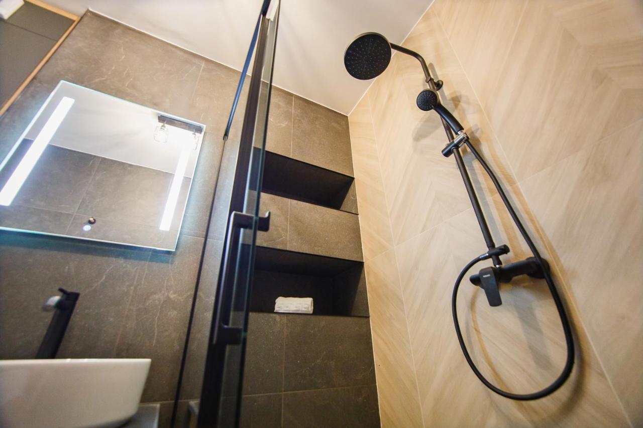 Duo Vibe Apartment Oradea Exterior foto